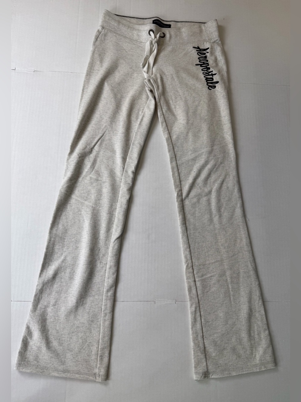 Aeropostale Y2K Low Rise Bootcut Flare Sweatpants Gray S/P